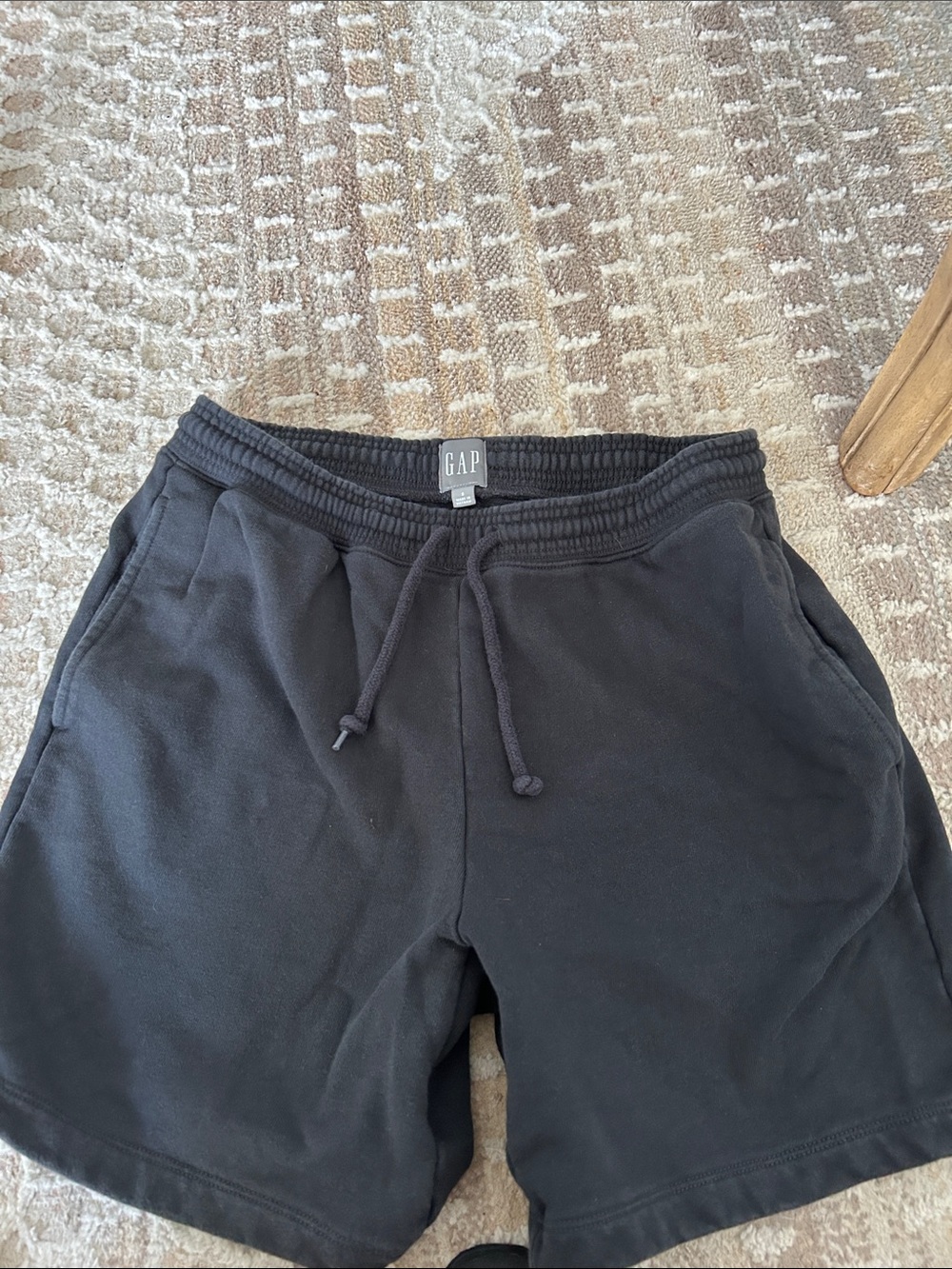 GAP Women’s Black Drawstring Athletic Shorts small